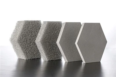 Matériaux poreux pour l'absorption acoustique